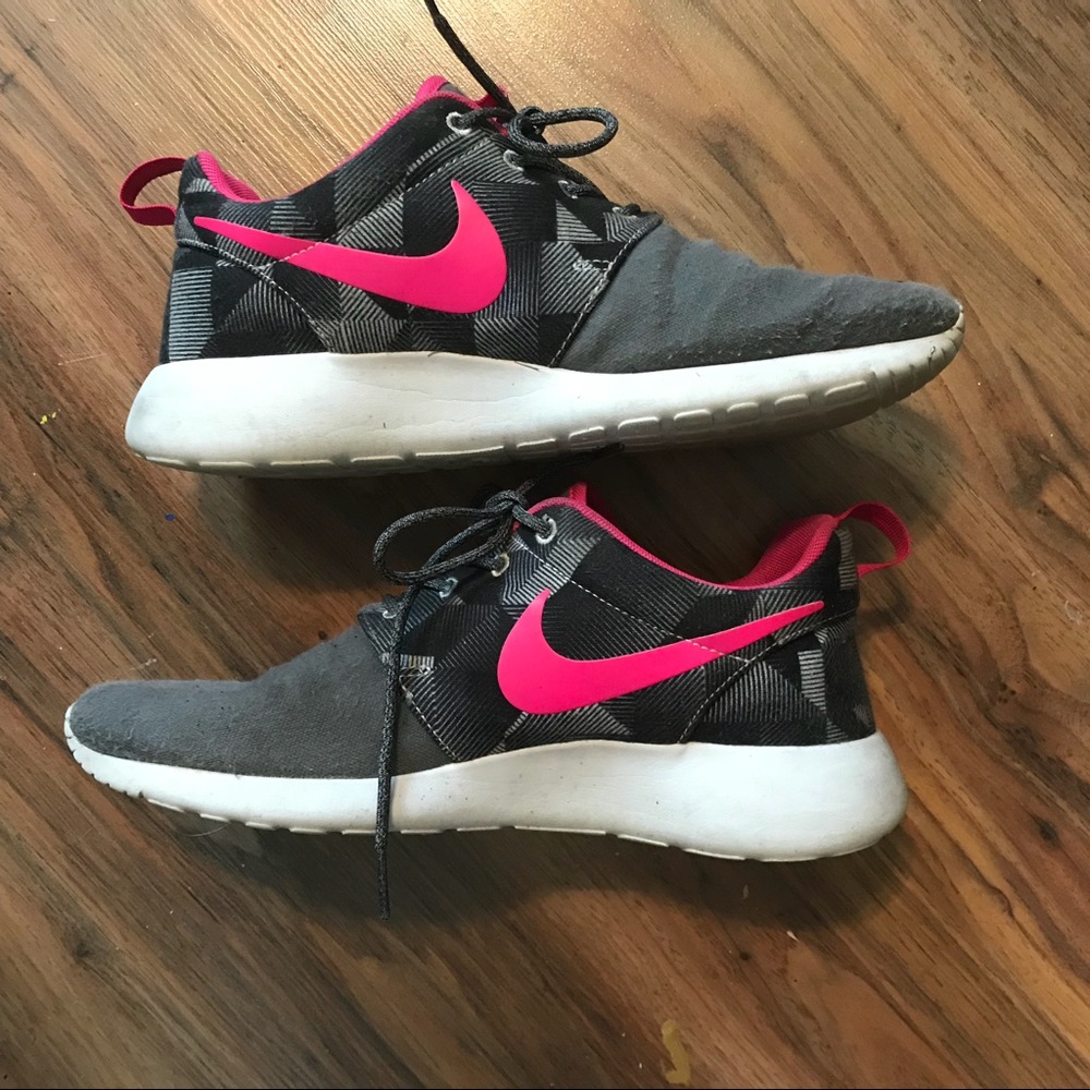 Nike Roshes